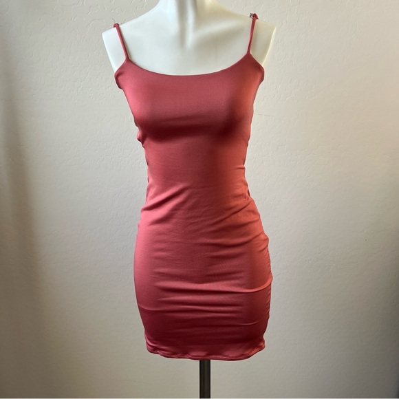 Heart Hips Rose Gold Pink Bodycon Open Back Mini Dress - Picture 1 of 5